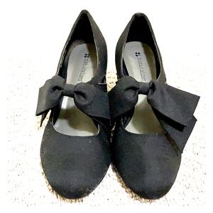 Naturalizer Bow Tie Heels - size 6.5